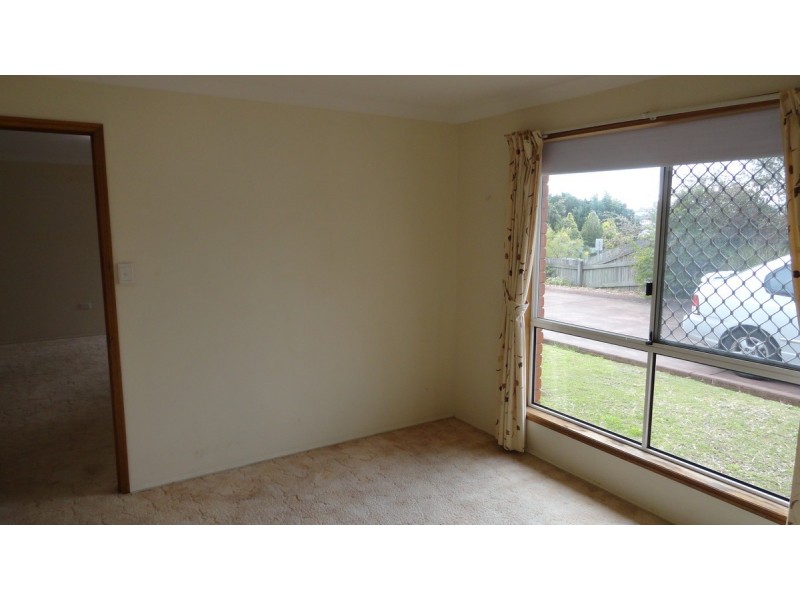 1/330 Spring Street, Kearneys Spring QLD 4350