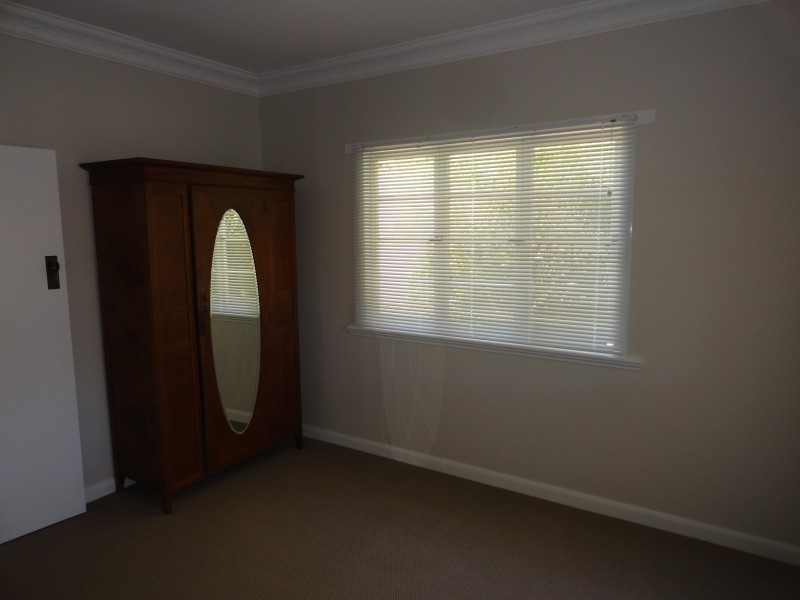 14 Lydwin Crescent, East Toowoomba QLD 4350