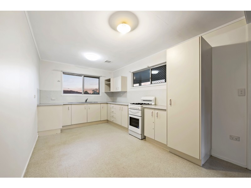 3 Dignan Street, Harristown QLD 4350