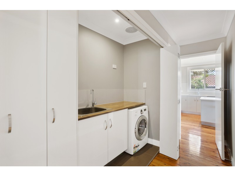 11 Skehan Street, Centenary Heights QLD 4350