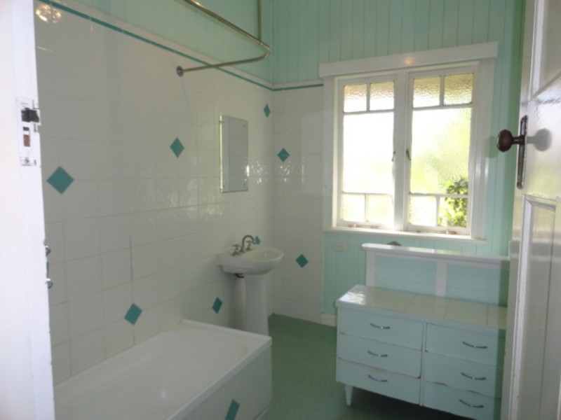 46 Eleanor Street, East Toowoomba QLD 4350