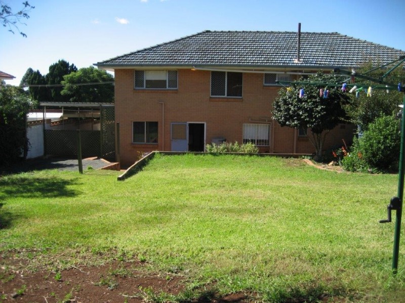 3 Bulimba Street, South Toowoomba QLD 4350