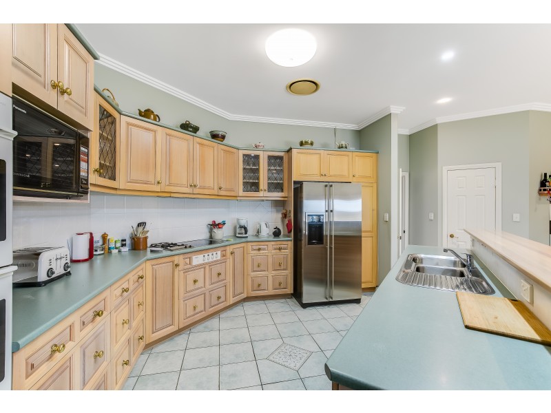 8 Jane Court, Cotswold Hills QLD 4350