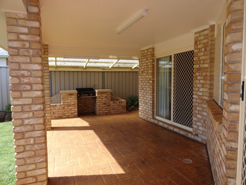 3 Wirraway Drive, Wilsonton QLD 4350