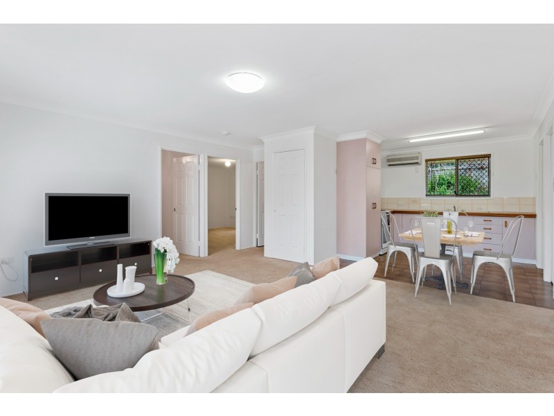330 Spring Street, Kearneys Spring QLD 4350