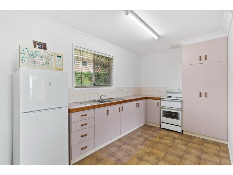 330 Spring Street, Kearneys Spring QLD 4350