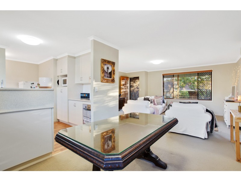 2/4-8 Johnson Street, East Toowoomba QLD 4350