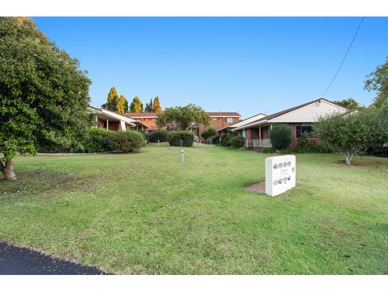 2/4-8 Johnson Street, East Toowoomba QLD 4350