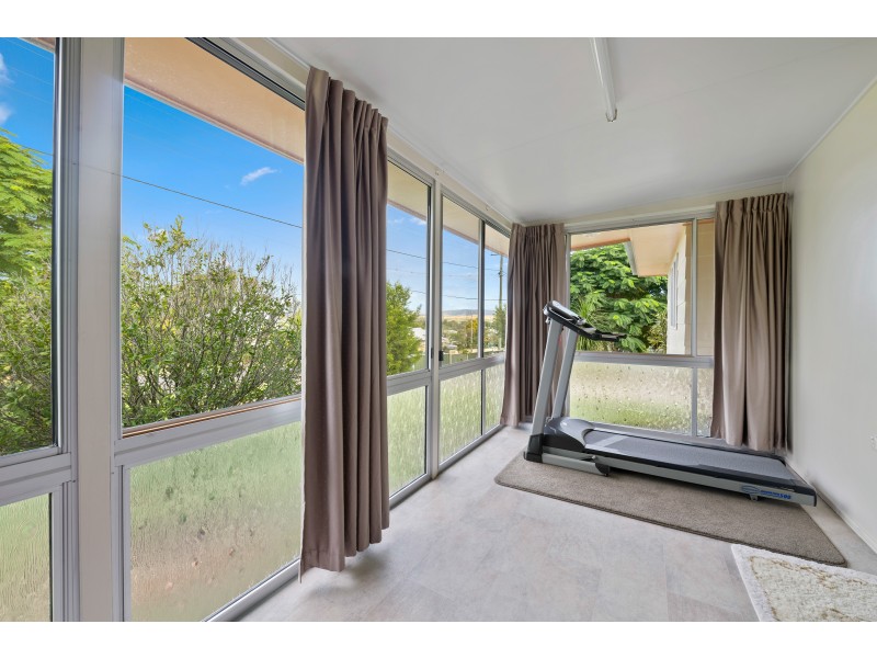 20 Station Street, Helidon QLD 4344