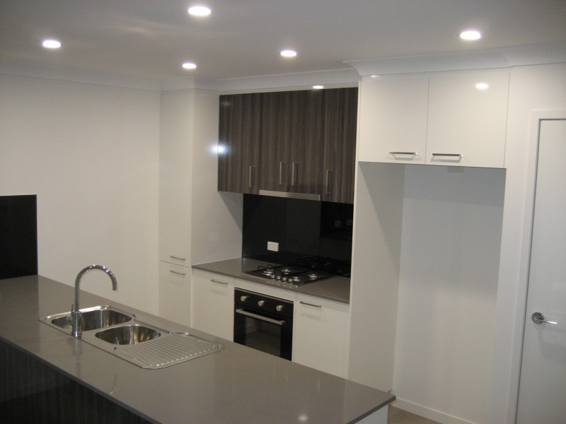 2/32 Mariette Street, Harristown QLD 4350