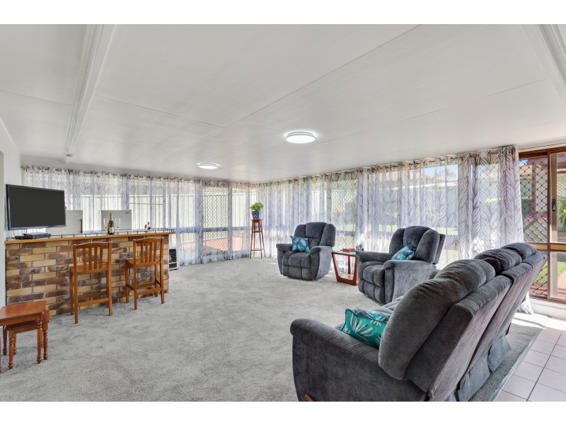 84 Jennifer Crescent, Darling Heights QLD 4350