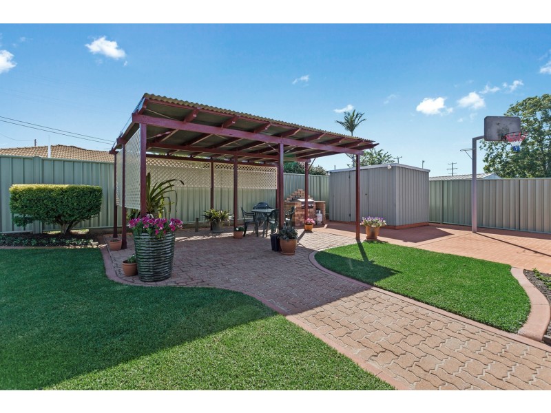 84 Jennifer Crescent, Darling Heights QLD 4350