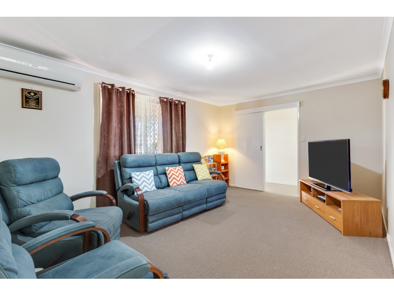 1 Janet Court, Wilsonton QLD 4350