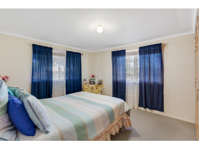 1 Janet Court, Wilsonton QLD 4350
