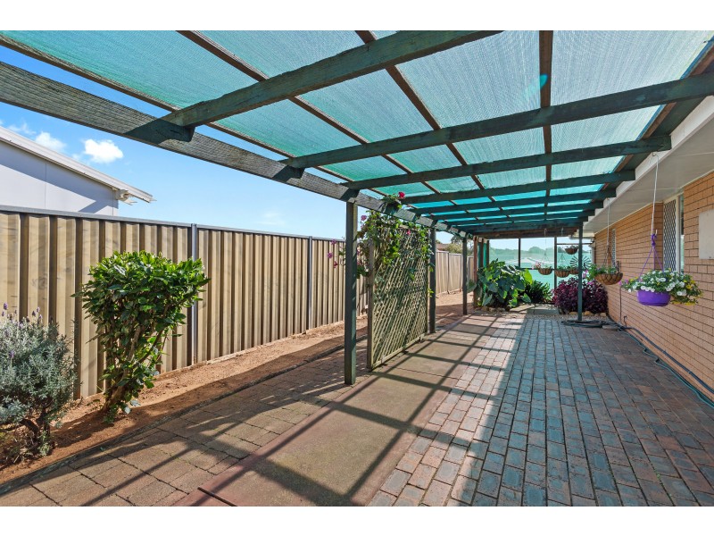 1 Janet Court, Wilsonton QLD 4350