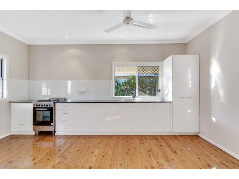 29 McIntyre Street, Centenary Heights QLD 4350