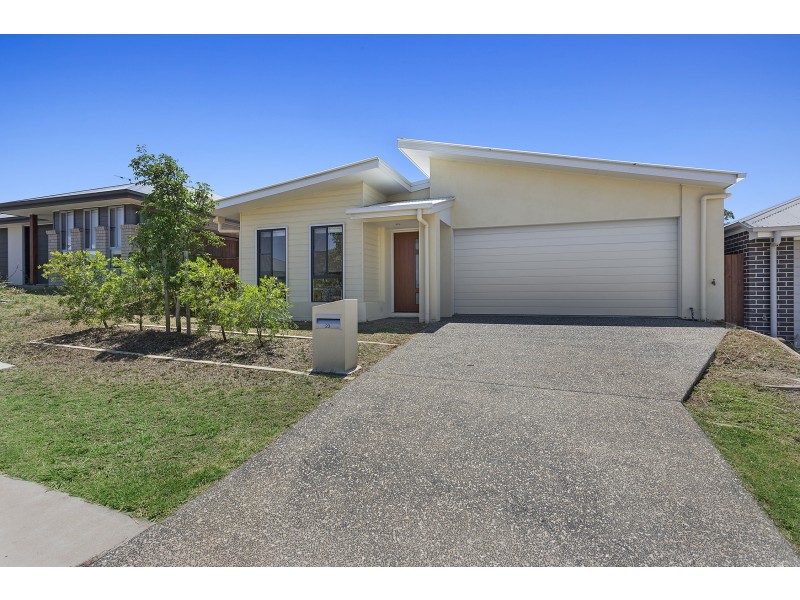 23 Parkview Drive, Glenvale QLD 4350