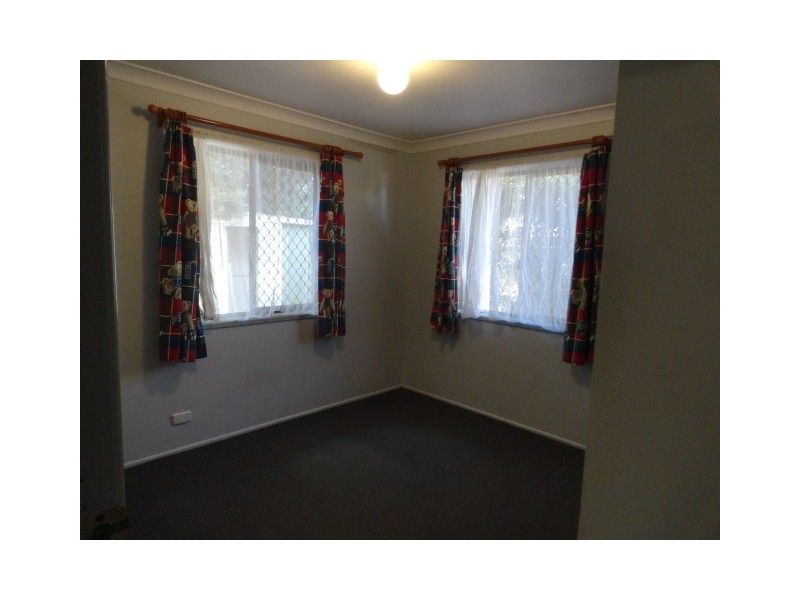 18 Kurrajong Street, Newtown QLD 4350