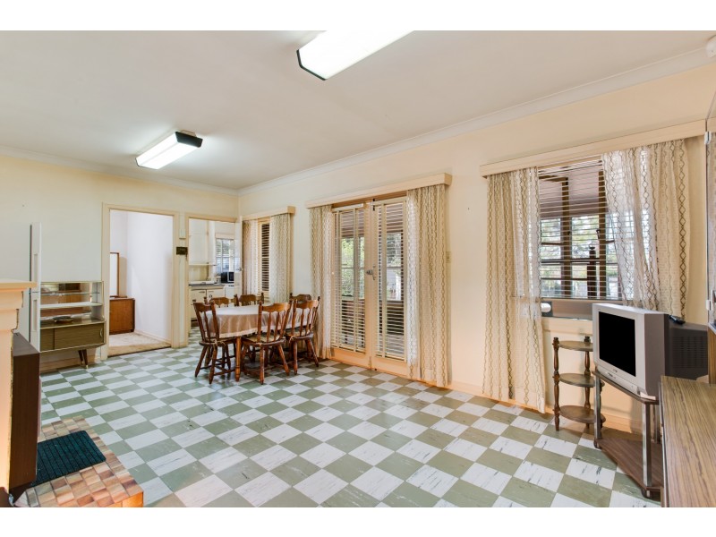 24 Lemnos Street, Harlaxton QLD 4350