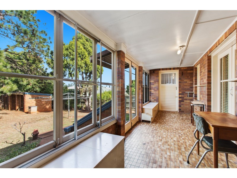 24 Lemnos Street, Harlaxton QLD 4350