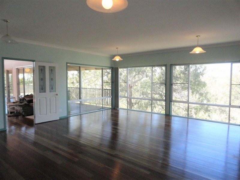 10 James Court, Cotswold Hills QLD 4350