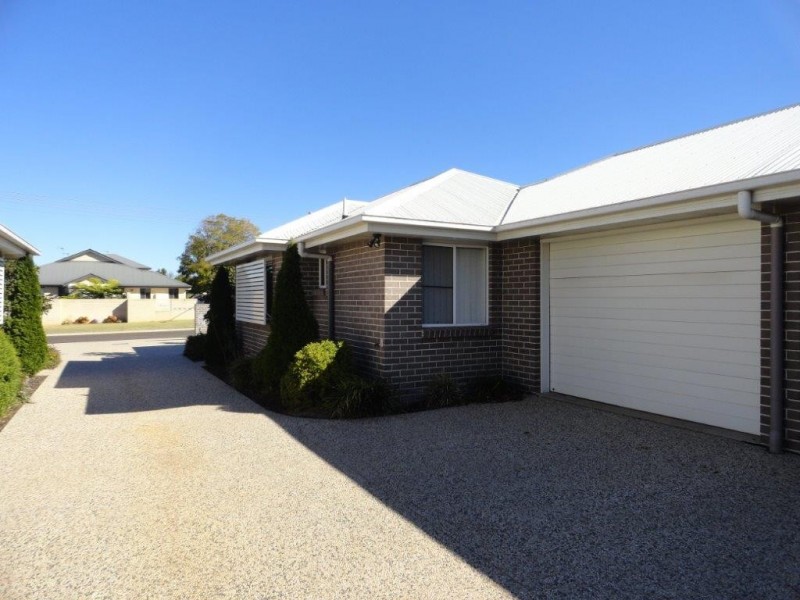 4/5 Gatfield Street, Newtown QLD 4350