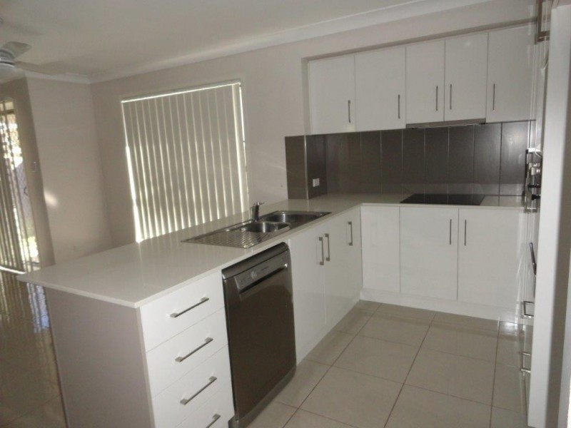 4/5 Gatfield Street, Newtown QLD 4350