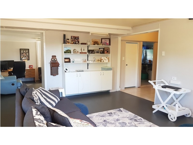 34 Warwick Street, Harristown QLD 4350