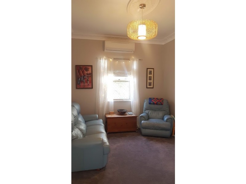 34 Warwick Street, Harristown QLD 4350