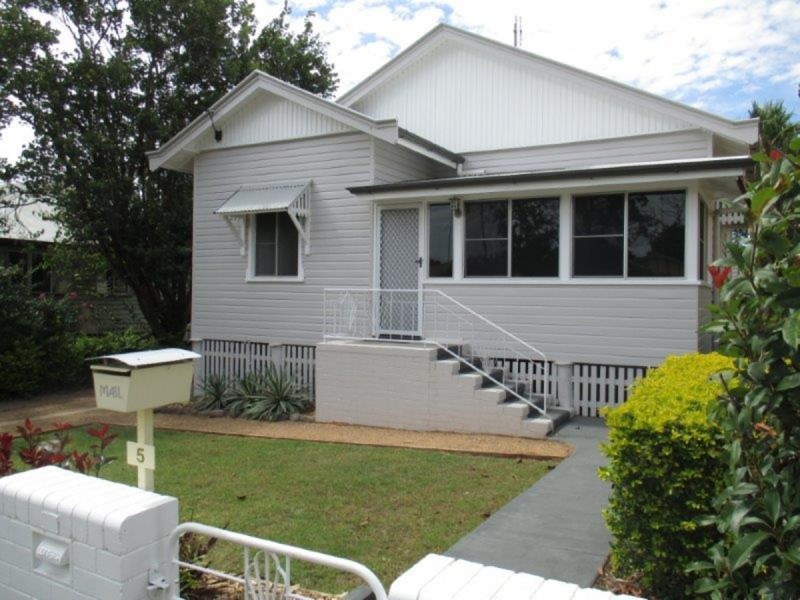 5 Mansford Street, North Toowoomba QLD 4350