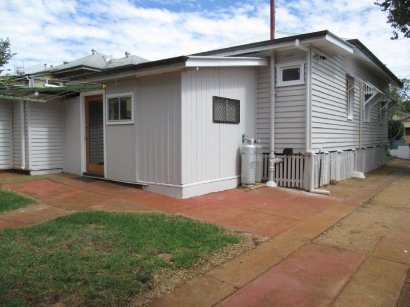 5 Mansford Street, North Toowoomba QLD 4350