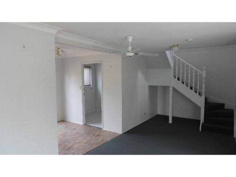 1/251 Herries Street, Newtown QLD 4350