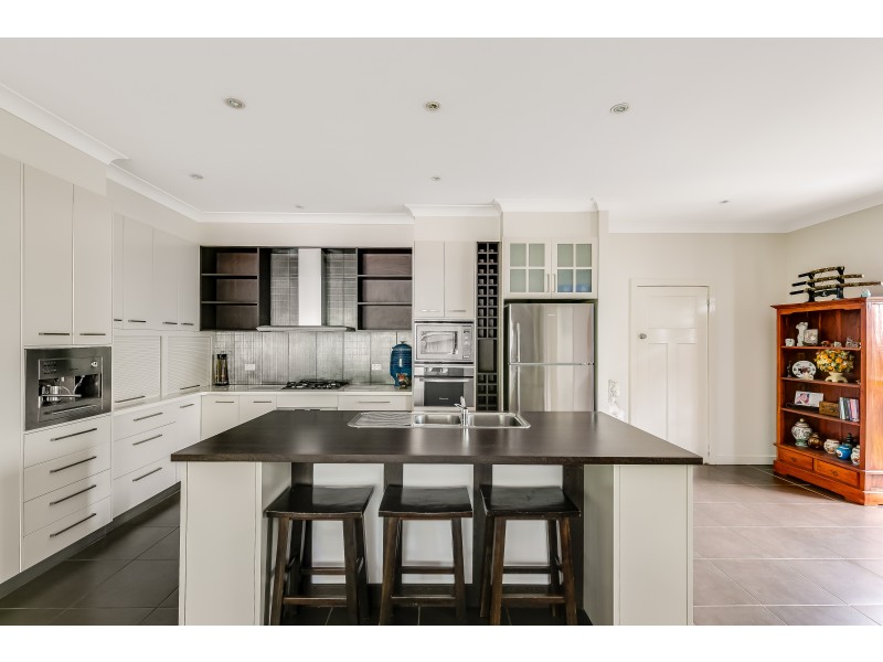 12 Carlton Street, North Toowoomba QLD 4350