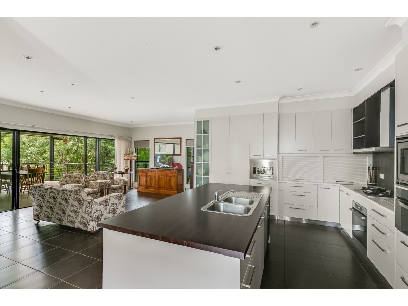 12 Carlton Street, North Toowoomba QLD 4350