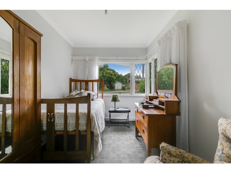 12 Carlton Street, North Toowoomba QLD 4350