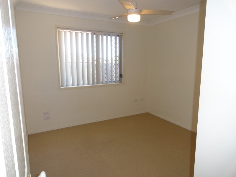 1/402 Alderley Street, Kearneys Spring QLD 4350