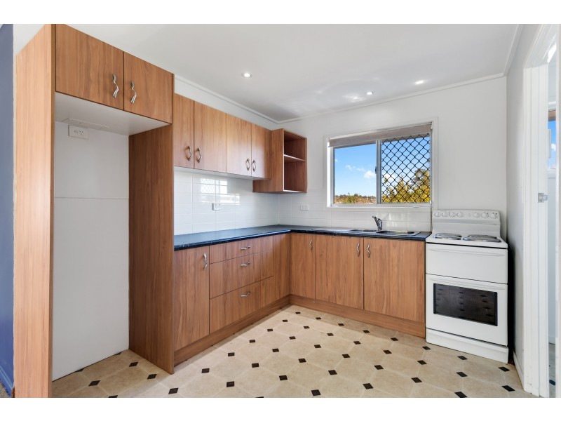 4/2 Faith Street, Rangeville QLD 4350