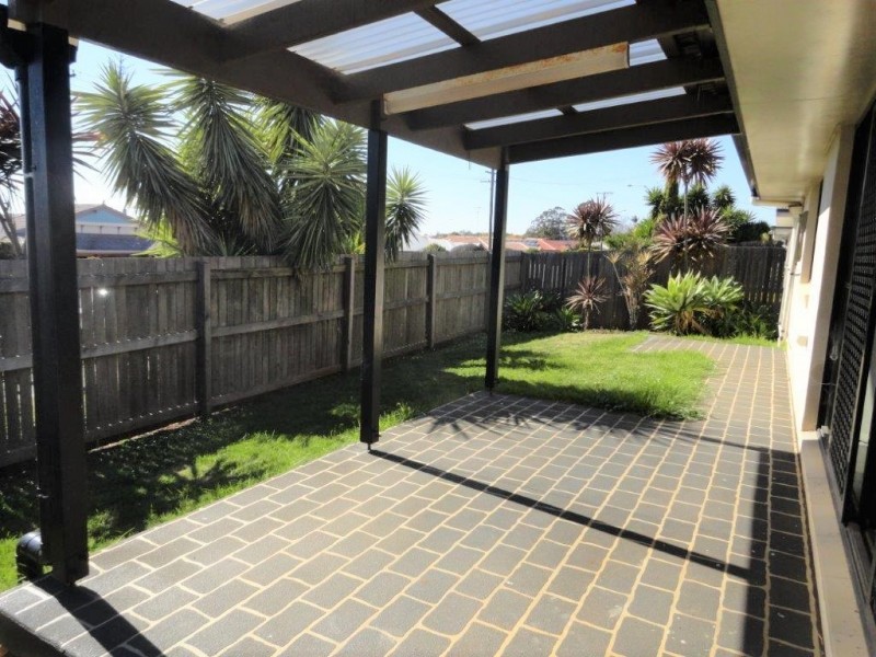 1/206 Stenner Street, Middle Ridge QLD 4350