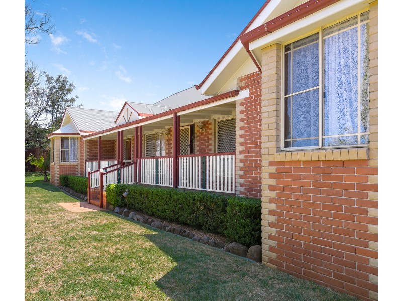 341 Spring Street, Kearneys Spring QLD 4350