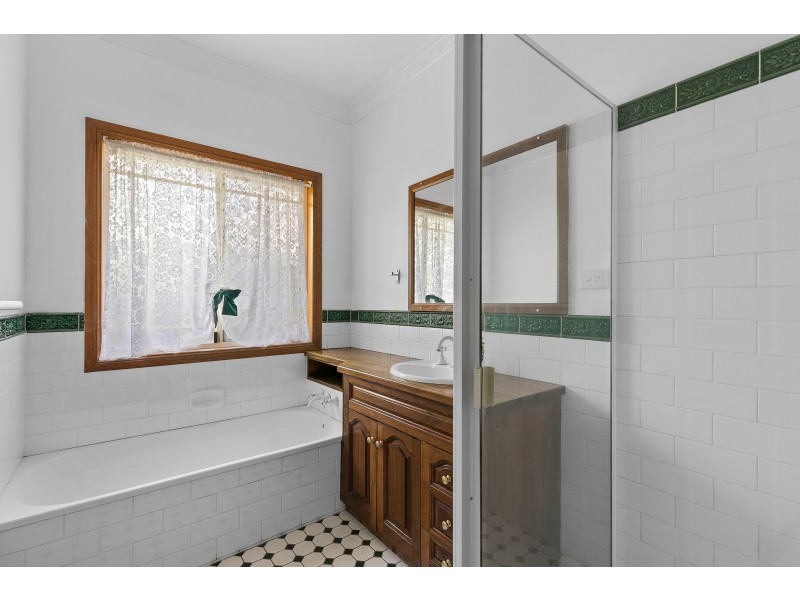 341 Spring Street, Kearneys Spring QLD 4350