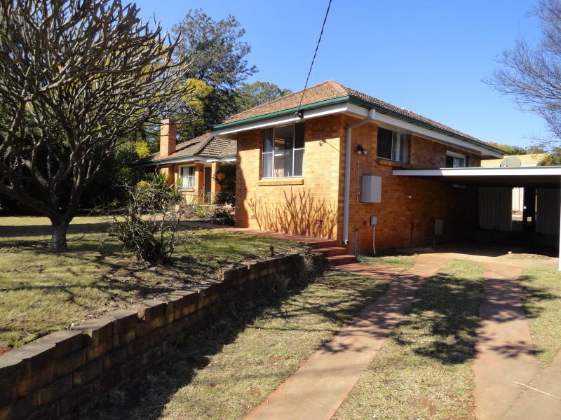 2 Perry Street, Harlaxton QLD 4350