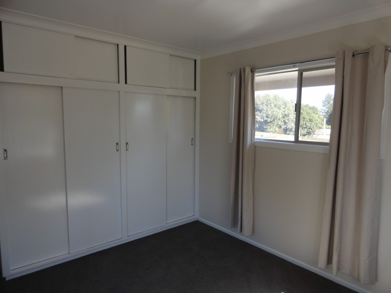 2 Perry Street, Harlaxton QLD 4350