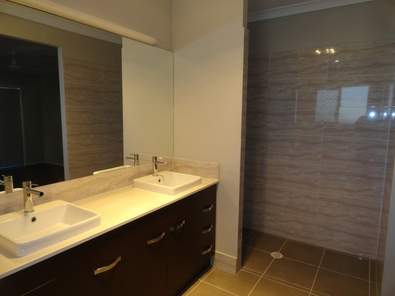 19A Warwick Street, Harristown QLD 4350