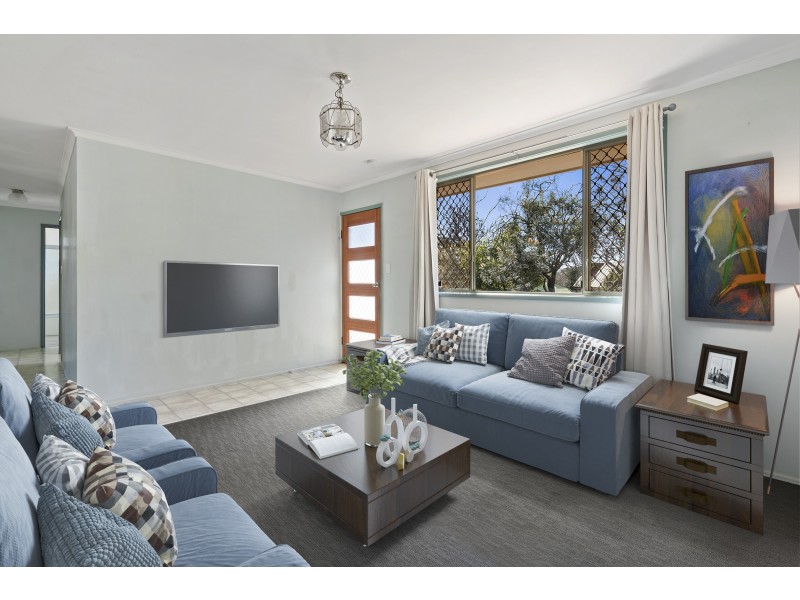12 Spies Court, Mount Lofty QLD 4350