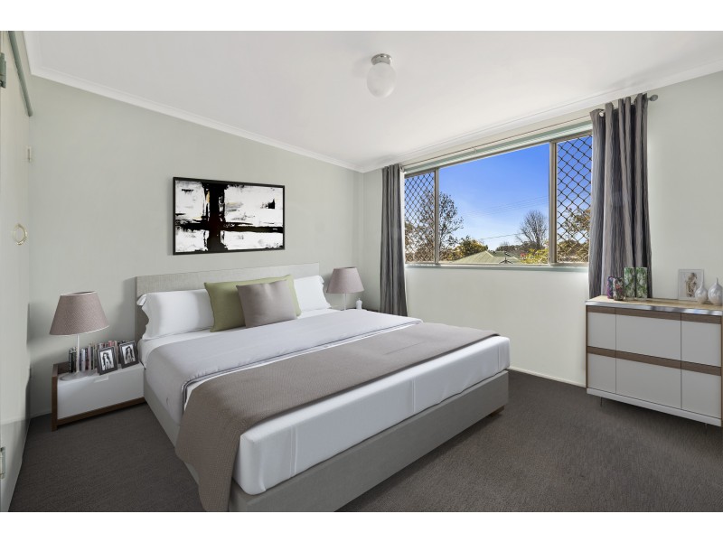 12 Spies Court, Mount Lofty QLD 4350