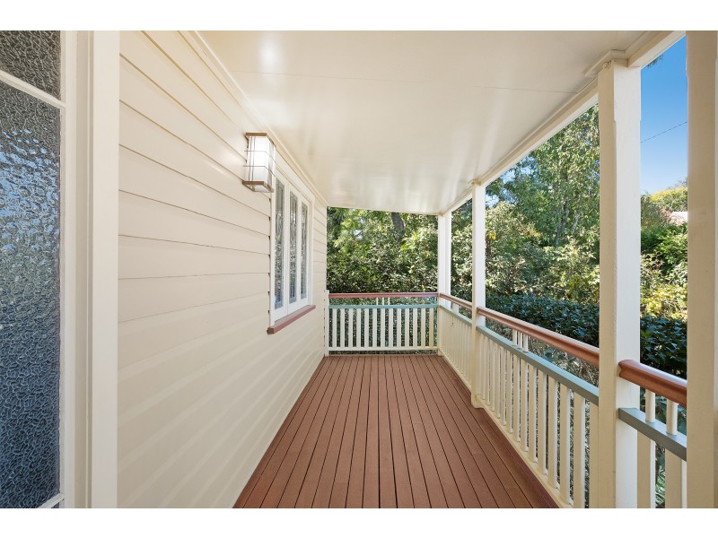 17 Dunmore Street, East Toowoomba QLD 4350