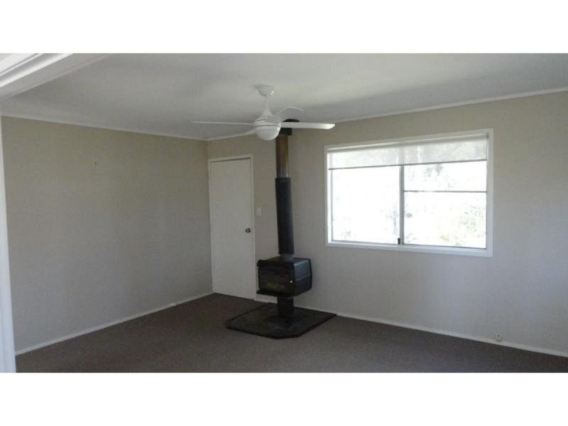 22 Lancaster Court, Top Camp QLD 4350