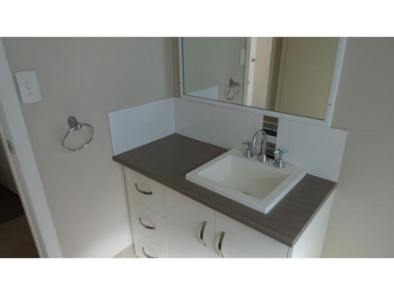 22 Lancaster Court, Top Camp QLD 4350