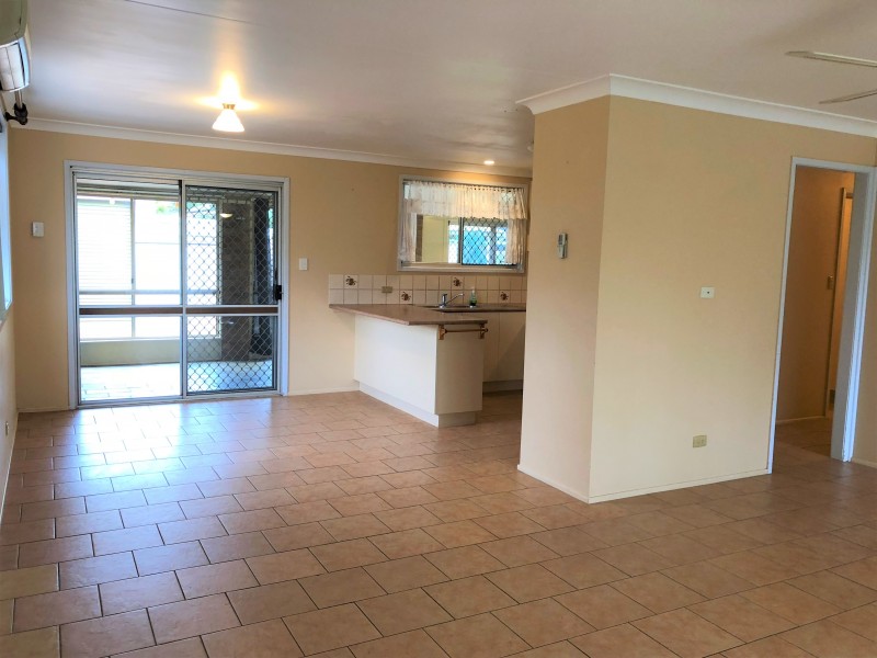37 Lindberg Street, Wilsonton QLD 4350