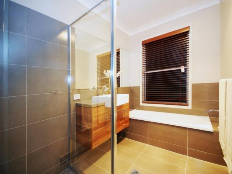 2/35 Perth Street, Rangeville QLD 4350